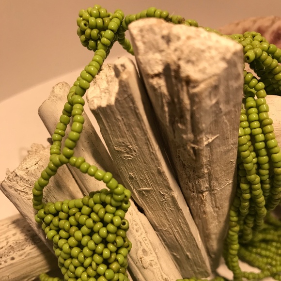 AWESOME Green Multi-Strand Beaded Necklace - Picture 3 of 5